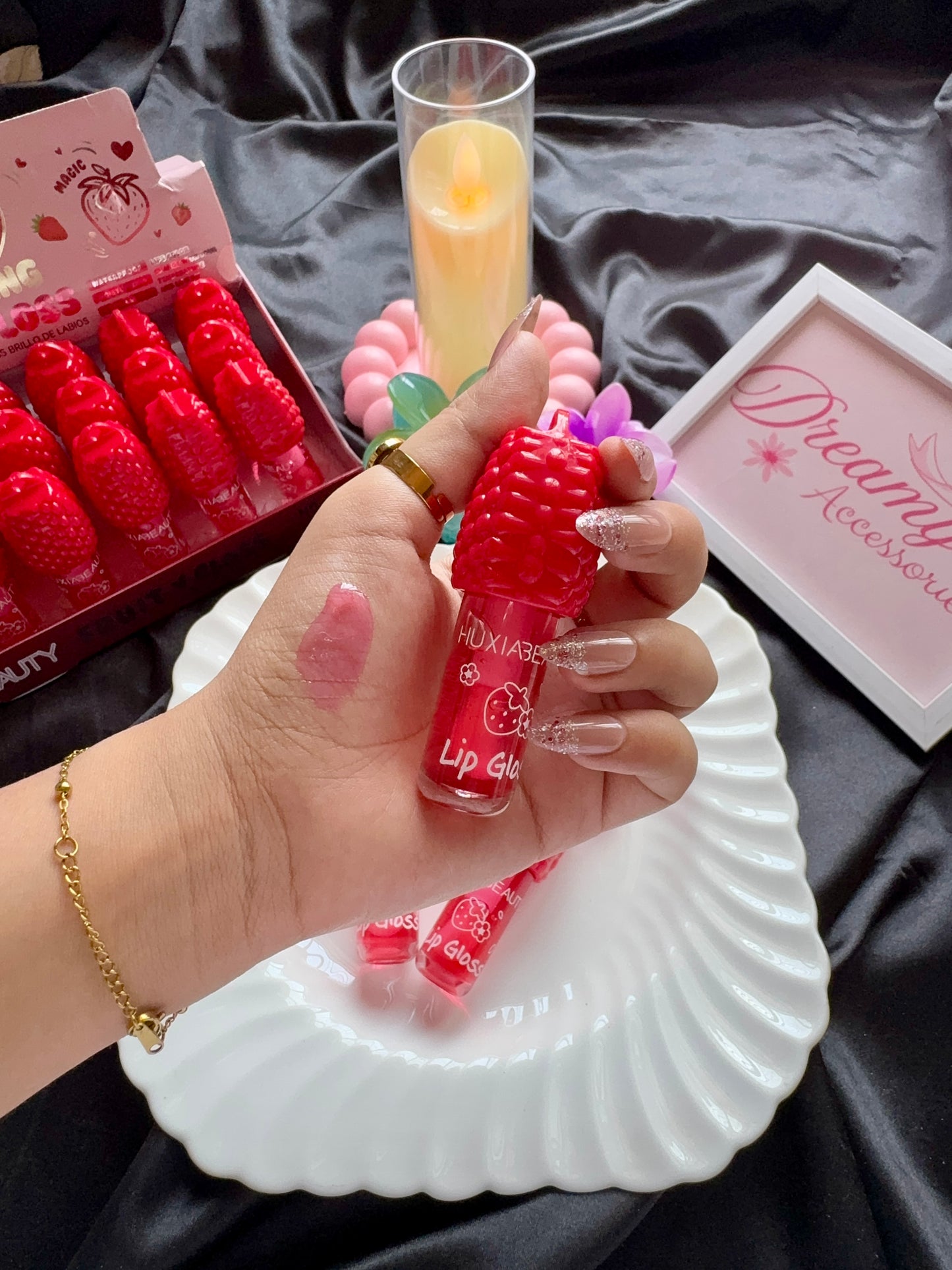 HUXIABEAUTY Strawberry Magic Color-Changing Lip Gloss Keychain