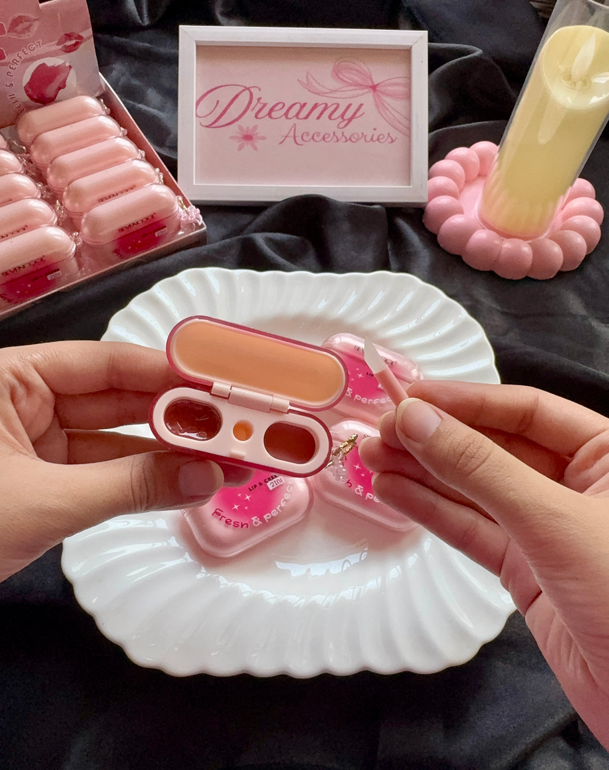 Sevencool 2-in-1 Lip & Cheek Duo (AirPods Edition)