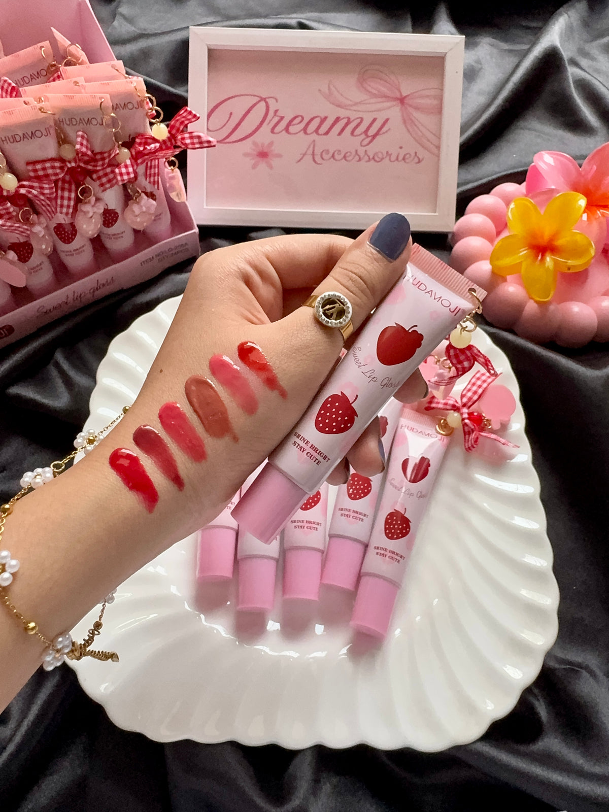 Hudamoji Ribbon Lip Glosses 🎀