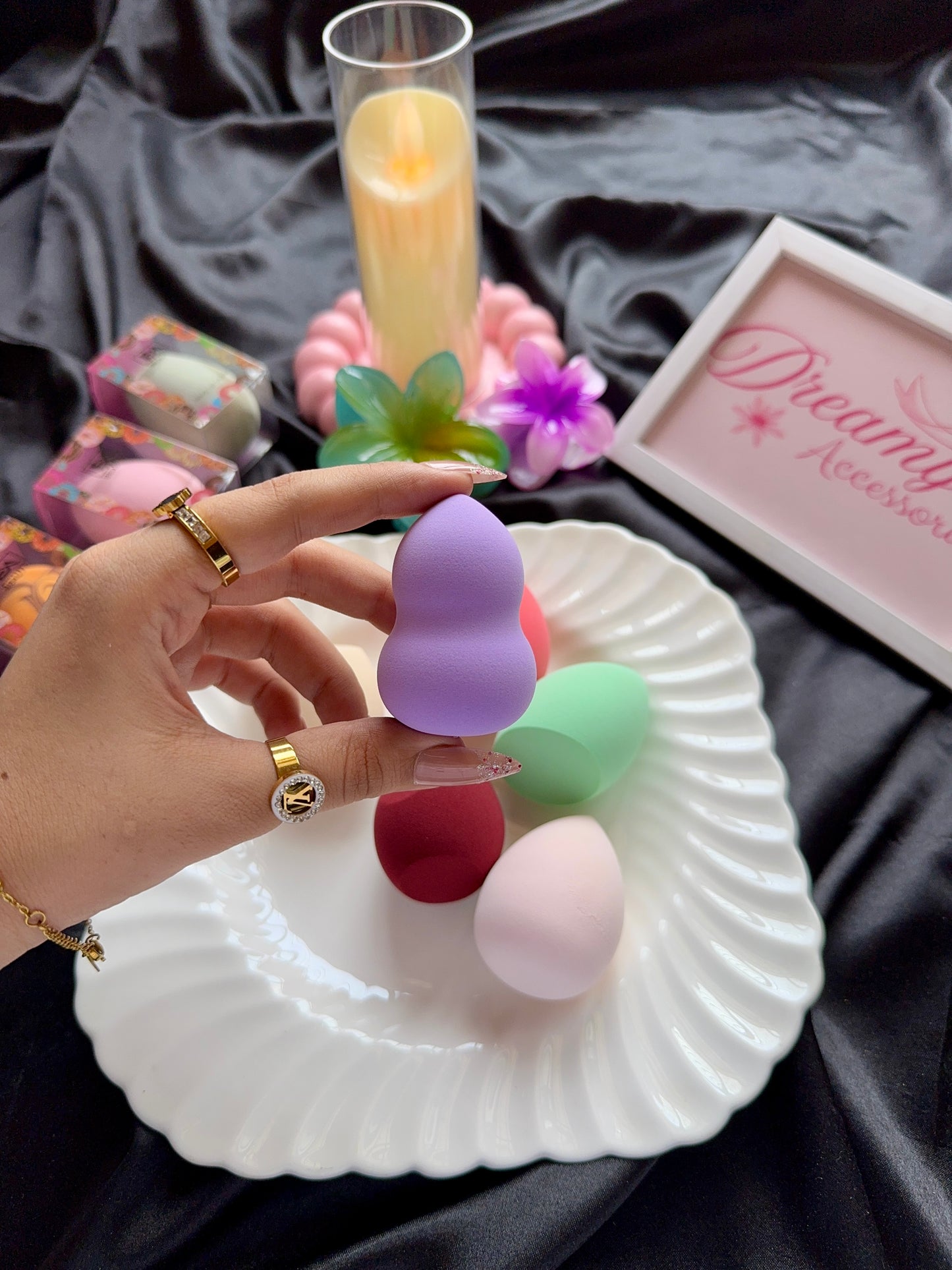 Kiss Lovely "Nice Day" Soft Beauty Blender Sponge (Single Boxed)