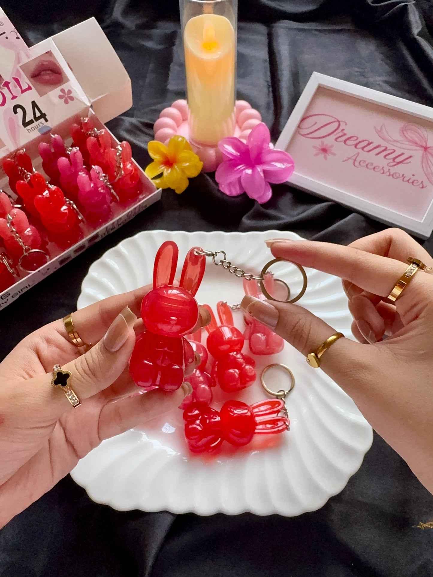 CG Crazy Girl 24 Hours Hydrating Lip Oil With Keychain