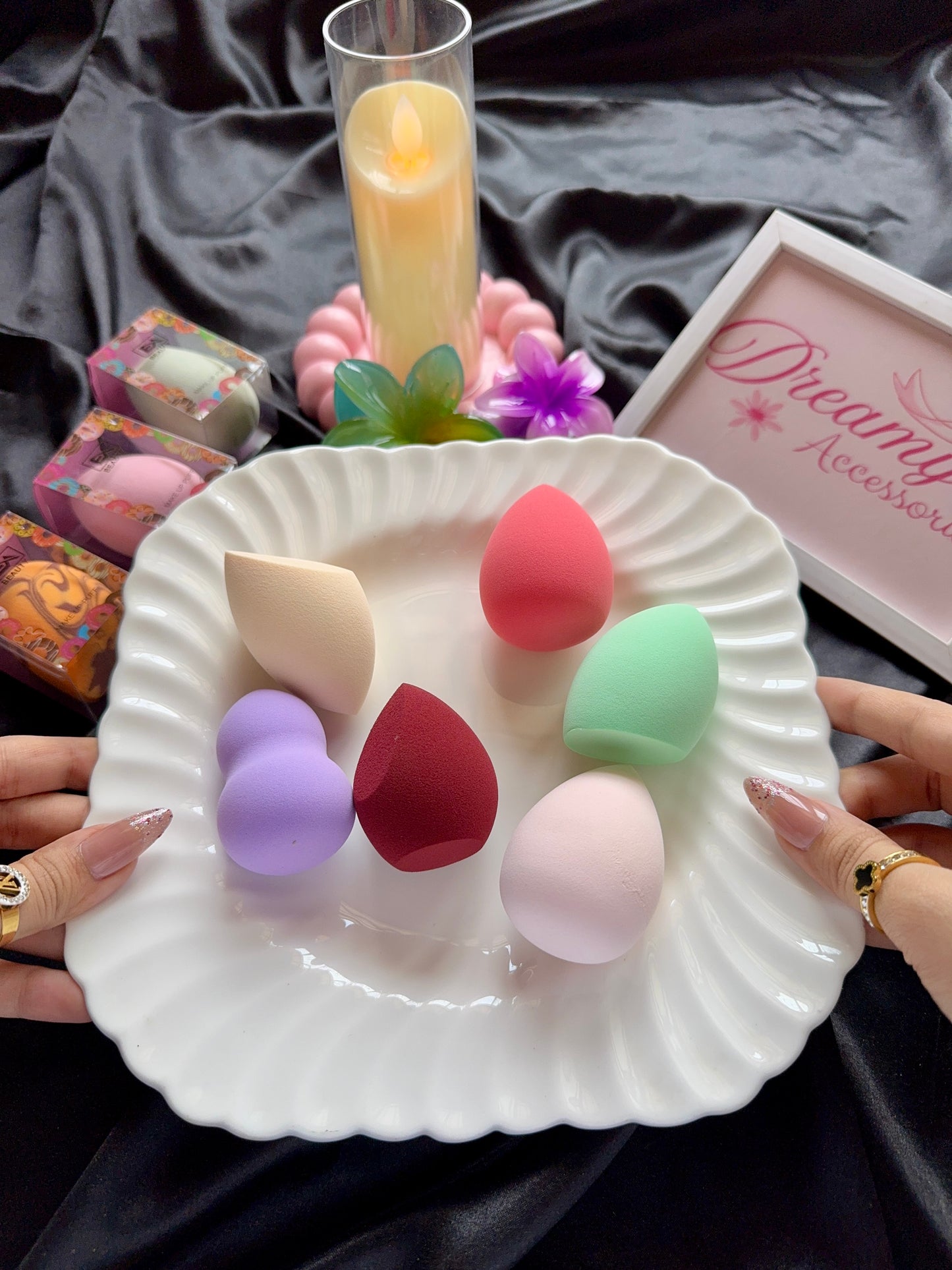 Kiss Lovely "Nice Day" Soft Beauty Blender Sponge (Single Boxed)