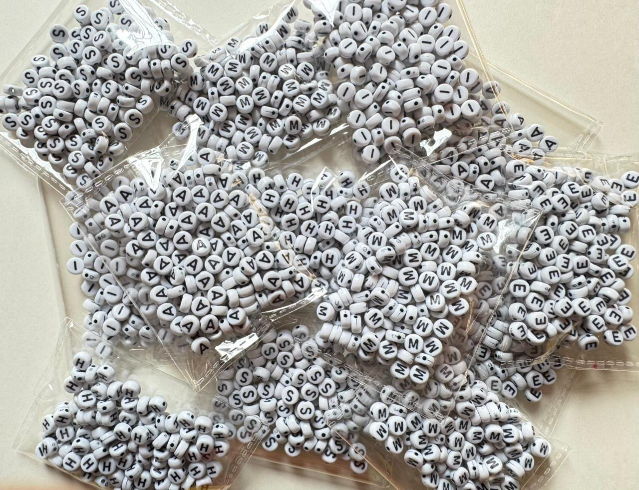 1 Pack 20g Black & White Separate Letters