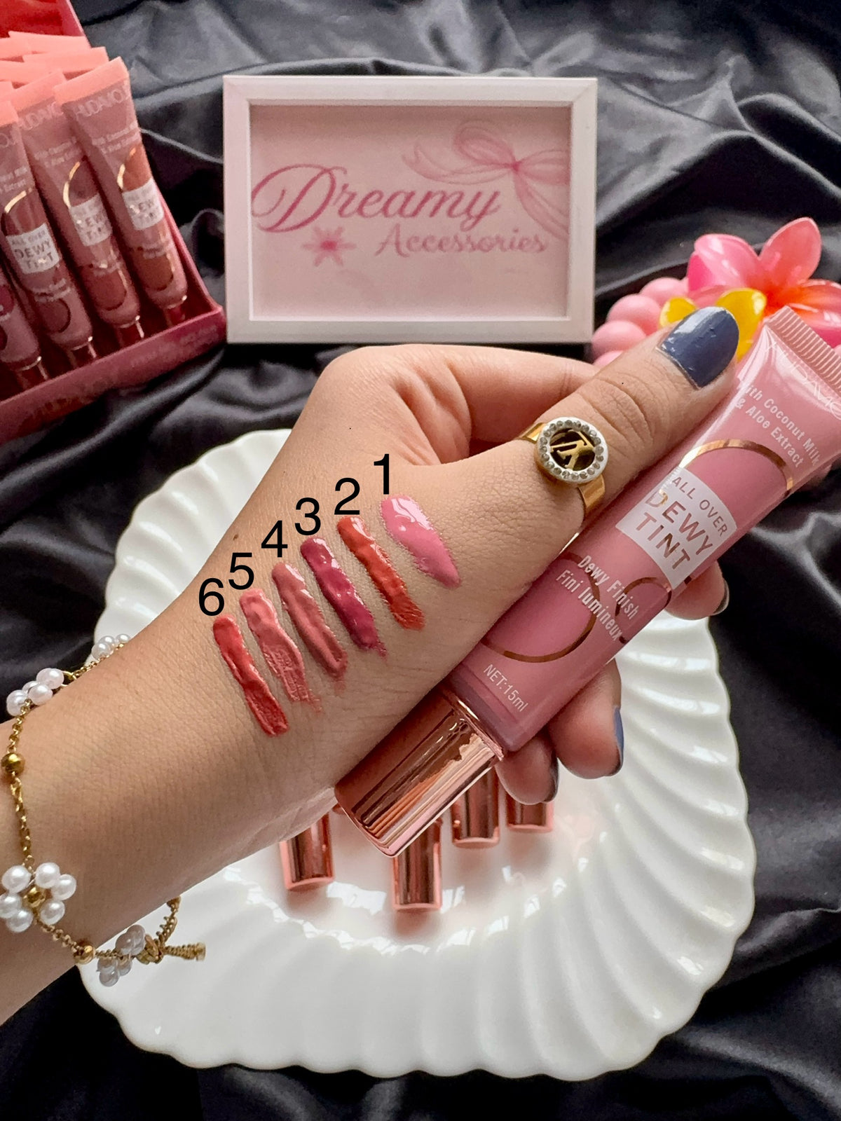 Hudamoji All over Dewy Tint 🌸