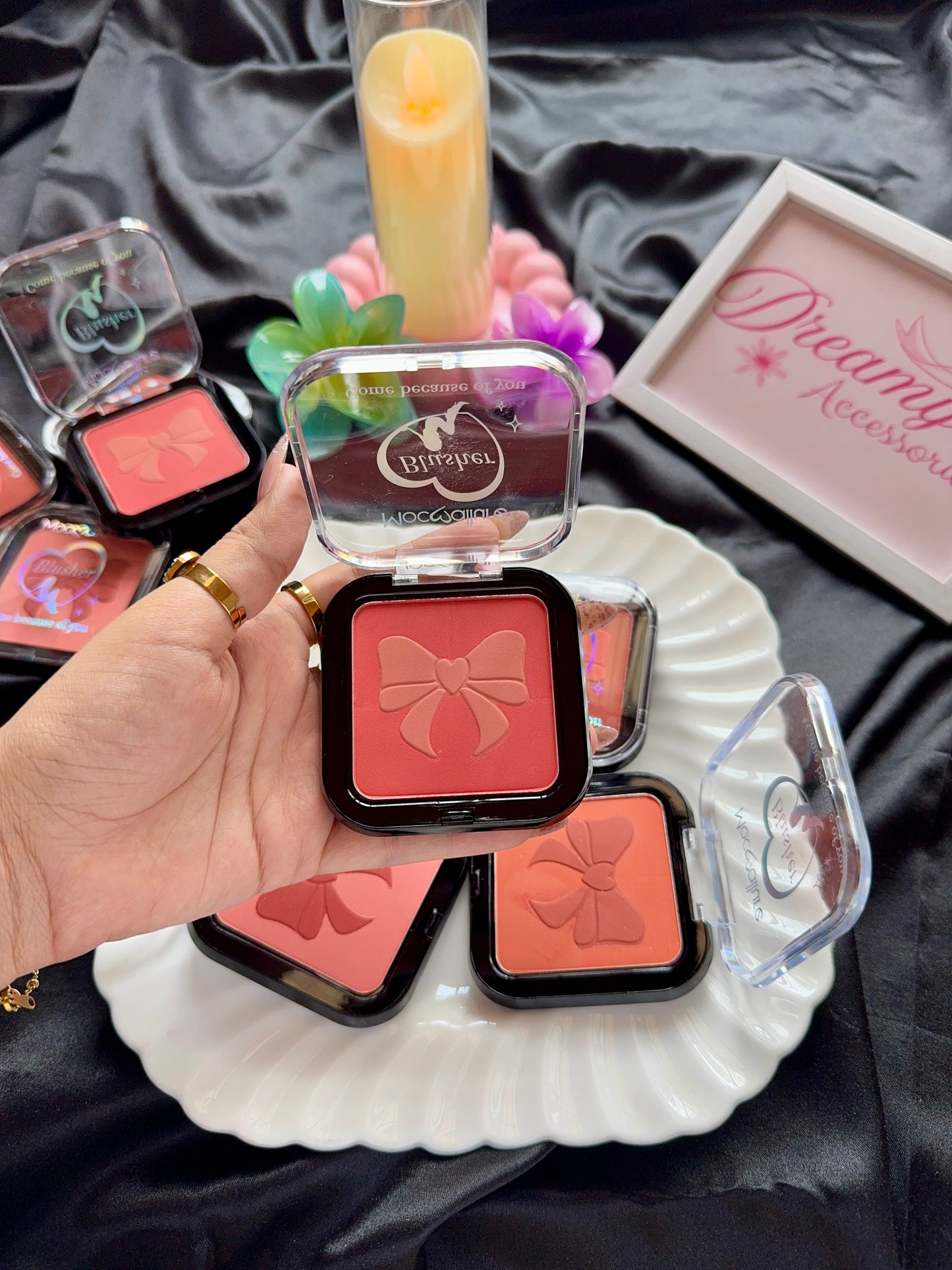 Moccallure Bow Powder Blusher Compact 🫶🏻